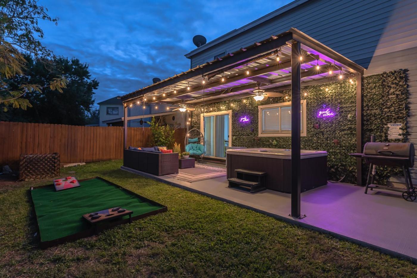 Gameroom, Bbq & Hot-Tub By Lackland & Seaworld San Antonio Exterior photo