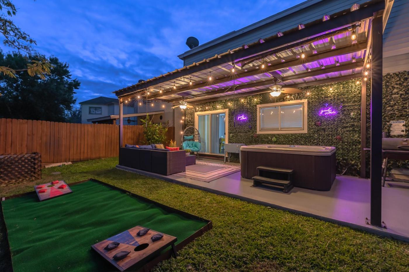 Gameroom, Bbq & Hot-Tub By Lackland & Seaworld San Antonio Exterior photo
