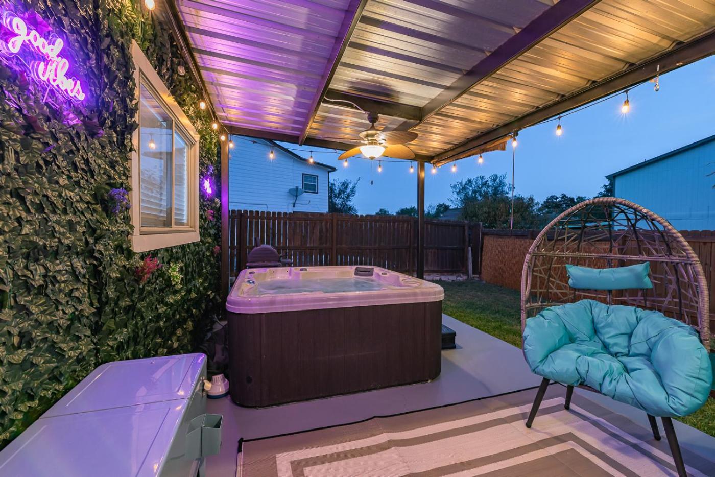 Gameroom, Bbq & Hot-Tub By Lackland & Seaworld San Antonio Exterior photo